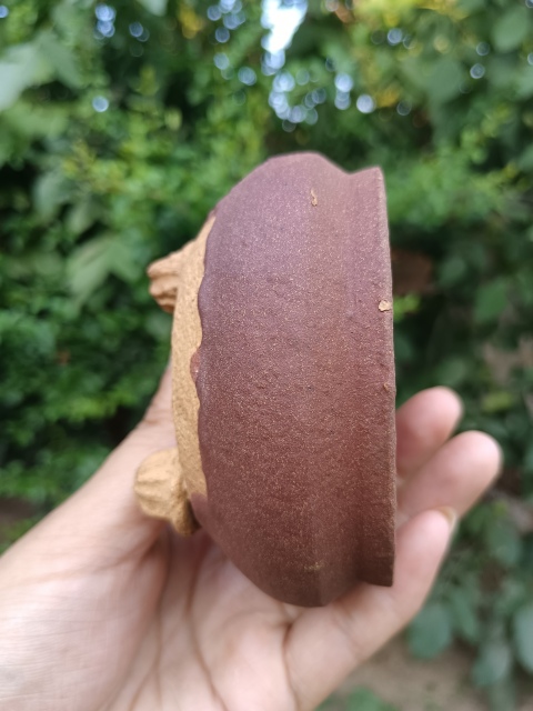 古玩陶瓷清早期～褐釉三足香爐拍賣，當前價格3888元