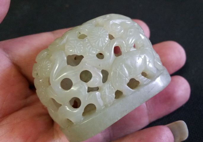 古玩玉器舊藏和田玉爐頂拍賣，當(dāng)前價(jià)格658元