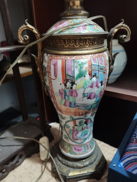 古玩陶瓷咸豐廣彩瓶臺燈拍賣,當前價格3888元