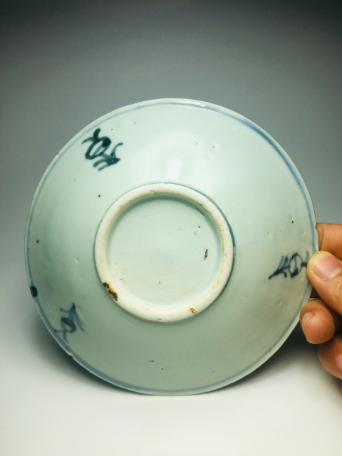 古玩陶瓷（清中）青花壽字紋盤拍賣，當前價格0元