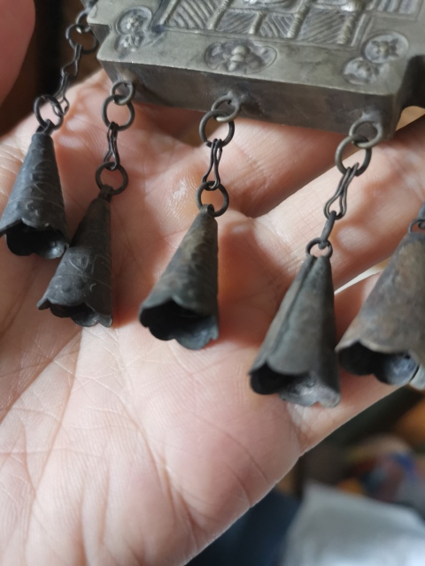 古玩雜項白銅鏨刻人物鎖拍賣，當(dāng)前價格299元