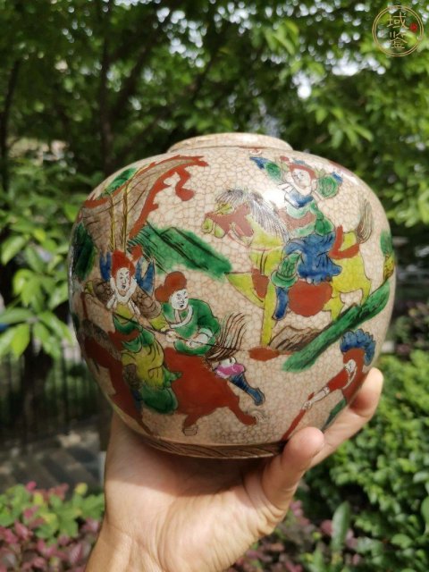 古玩陶瓷【保真到代】清光緒哥釉鐵銹花粉彩刀馬人物故事圖罐拍賣,當前價格2600元