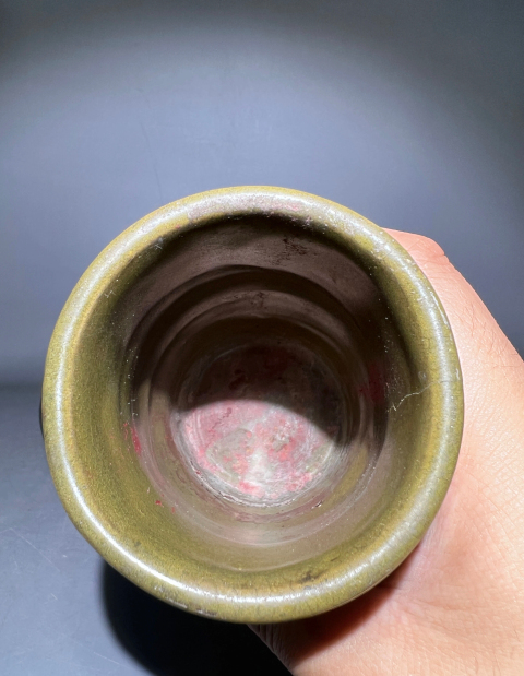 古玩陶瓷（清中期）茶葉末釉竹節紋筆筒拍賣，當前價格1888元