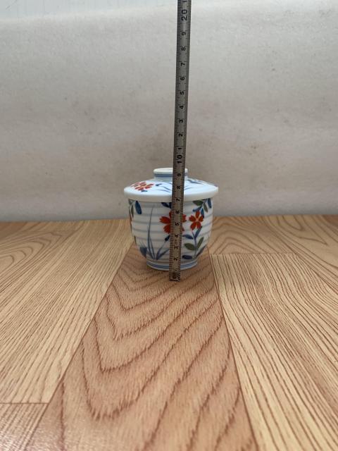 古玩陶瓷花卉紋蓋罐拍賣,當前價格160元