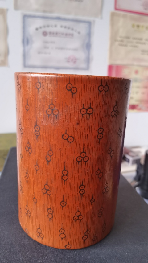 古玩陶瓷清中早仿木紋釉筆筒拍賣,當(dāng)前價格12000元