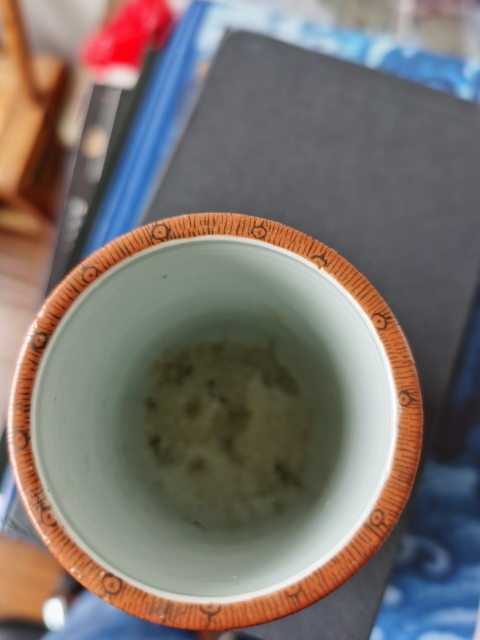 古玩陶瓷清中早仿木紋釉筆筒拍賣,當(dāng)前價格12000元
