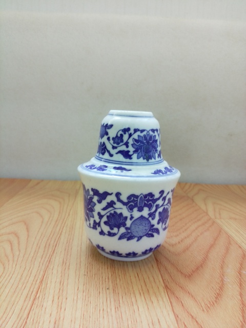 古玩陶瓷花卉紋青花酒溫拍賣，當前價格350元