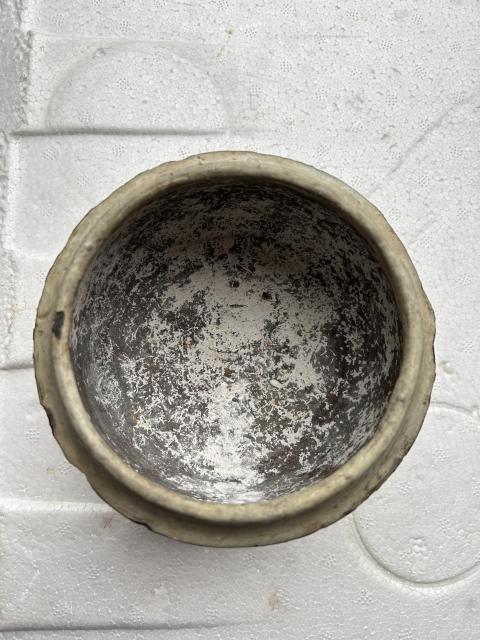 古玩陶瓷元代 白釉刻花紋香爐拍賣,當前價格388元