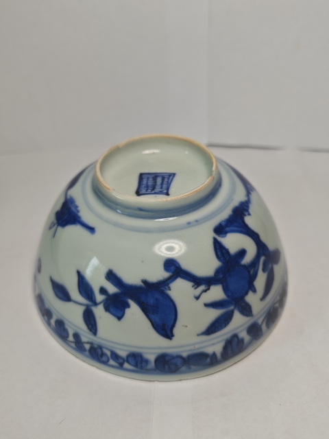 古玩陶瓷明嘉靖青花花鳥紋蓮子碗拍賣，當(dāng)前價(jià)格4567元