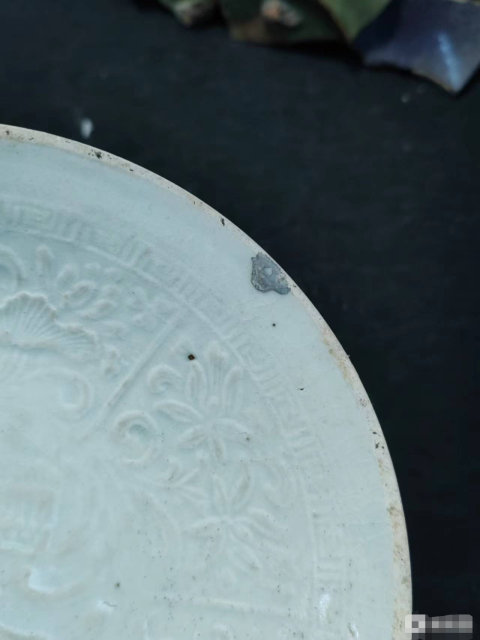 古玩陶瓷【少見精品】南宋定窯白釉印仙鶴紋盤拍賣,當前價格12888元