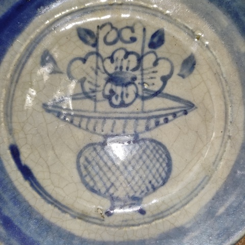 古玩陶瓷清末民國,青花提藍花紋盤拍賣,當前價格150元