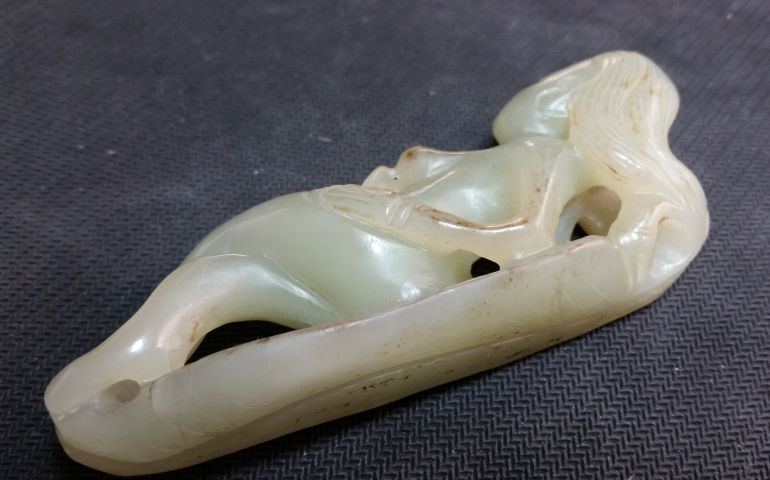 古玩玉器和田玉雕“人物”小擺件拍賣，當前價格588元