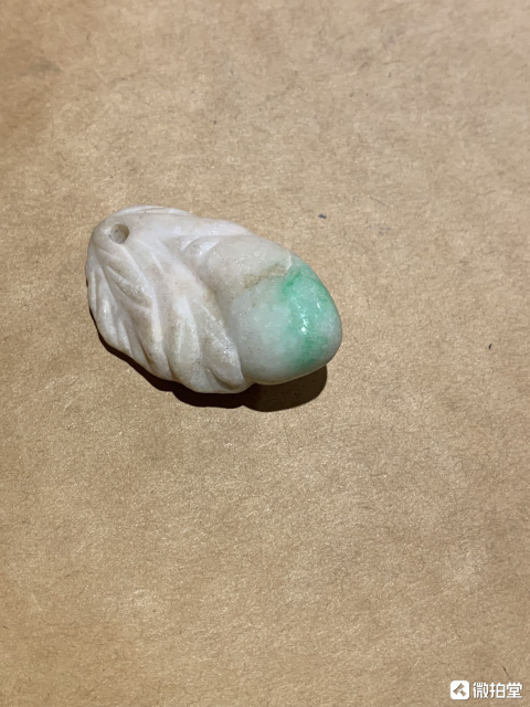 古玩玉器創匯時期翡翠桃拍賣,當前價格800元