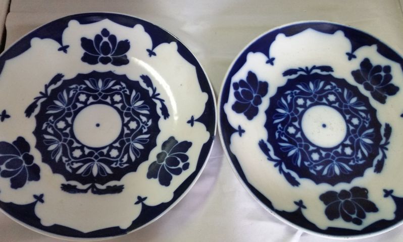 古玩陶瓷青花花卉紋藍(lán)釉大盤一對拍賣,當(dāng)前價(jià)格1880元