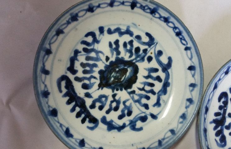 古玩陶瓷青花纏枝花紋盤一對拍賣，當前價格580元