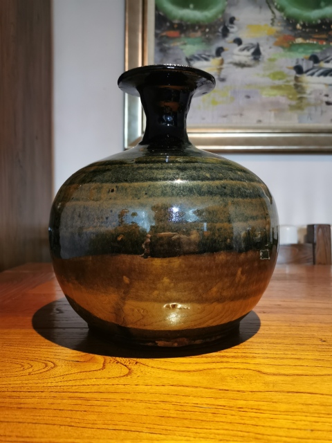 古玩陶瓷明代?窯變黑釉撇口瓶拍賣，當(dāng)前價格3800元