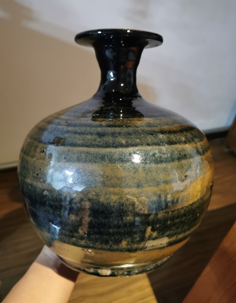 古玩陶瓷明代?窯變黑釉撇口瓶拍賣，當(dāng)前價格3800元
