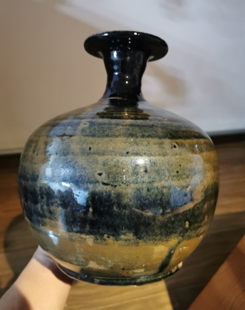 古玩陶瓷明代?窯變黑釉撇口瓶拍賣，當(dāng)前價格3800元
