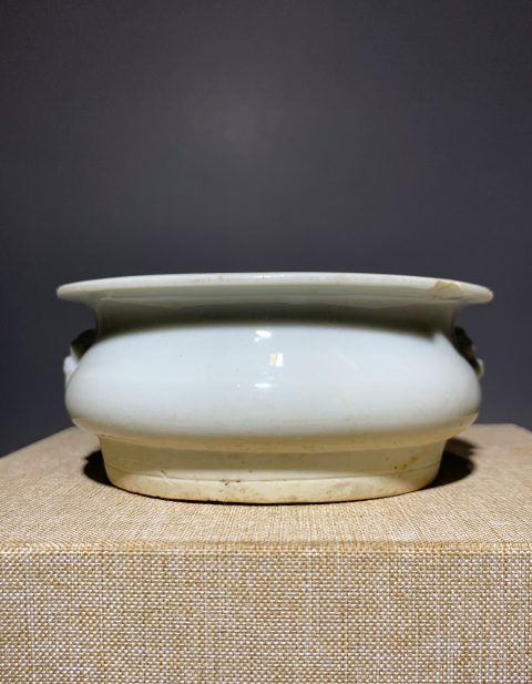 古玩陶瓷清代早期白釉獸耳香爐拍賣,當前價格688元