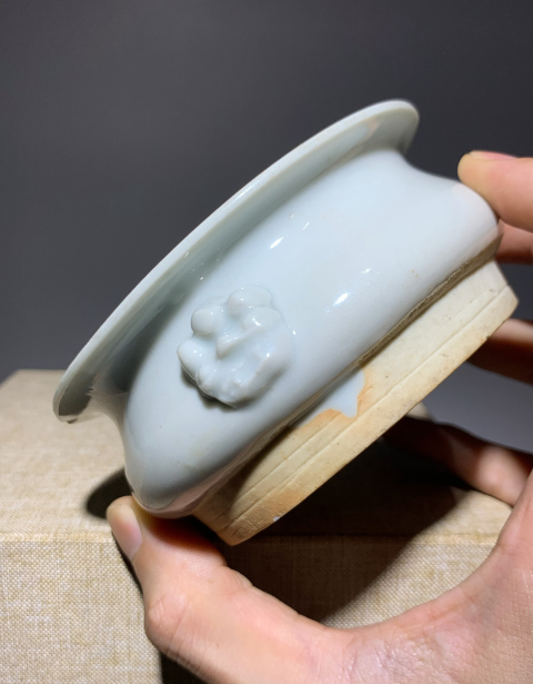 古玩陶瓷清代早期白釉獸耳香爐拍賣,當前價格688元