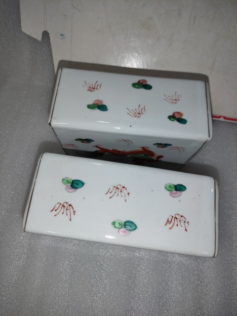 古玩陶瓷粉彩龍鳳紋手枕拍賣，當前價格880元
