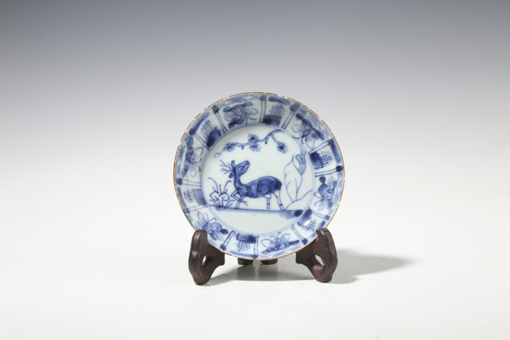 古玩陶瓷清康熙·青花松鹿紋小碟拍賣,當前價格850元