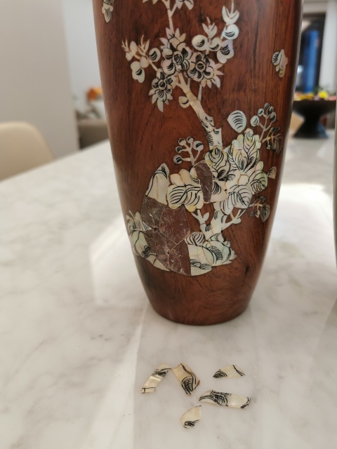 古玩雜項(xiàng)黃花梨/花瓶（一對(duì)）拍賣，當(dāng)前價(jià)格3600元