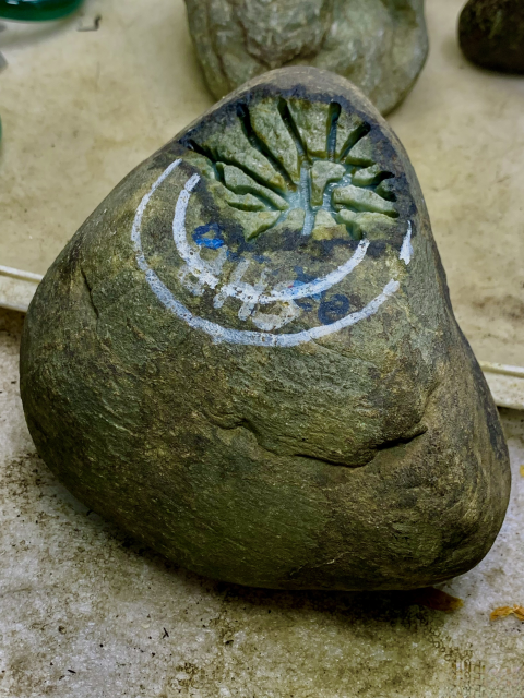 古玩雜項翡翠原石拍賣,當(dāng)前價格16000元