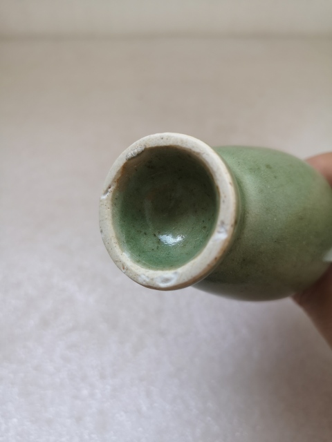 古玩陶瓷青釉雙耳瓶拍賣,當前價格298元