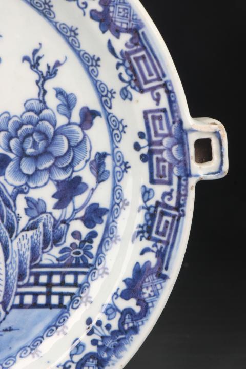 域鉴古玩】【8194】清乾隆青花山水花鸟图温盘拍卖价格/图片/值多少钱
