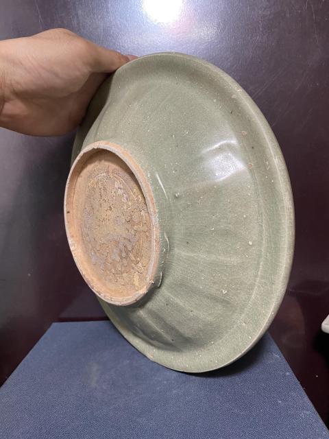 古玩陶瓷明.龍泉青瓷刻壽字紋折沿盤拍賣，當前價格3280元