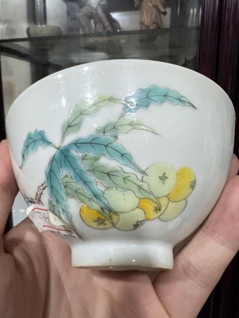古玩陶瓷【民窯精品·細(xì)路】·粉彩花鳥紋內(nèi)松石綠蓮子碗拍賣，當(dāng)前價格10000元