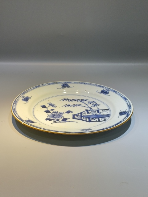 古玩陶瓷清-雍乾-欄桿竹葉紋-青花賞盤拍賣,當前價格1200元