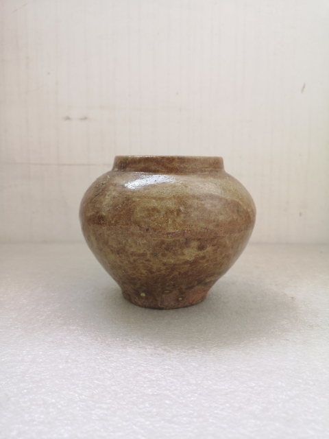 古玩陶瓷黃釉罐拍賣,當前價格750元