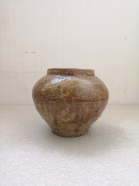 古玩陶瓷黃釉罐拍賣,當前價格750元