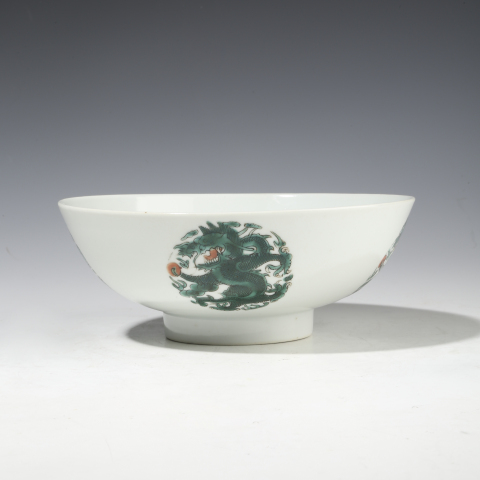 古玩陶瓷清晚·紅綠彩團(tuán)龍紋碗拍賣，當(dāng)前價(jià)格6800元