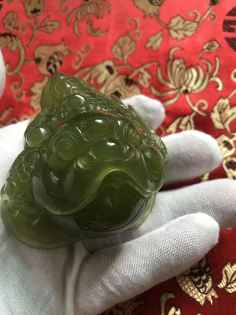 古玩玉器岫玉金蟾把件拍賣，當前價格800元