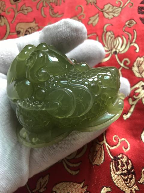 古玩玉器岫玉金蟾把件拍賣，當前價格800元