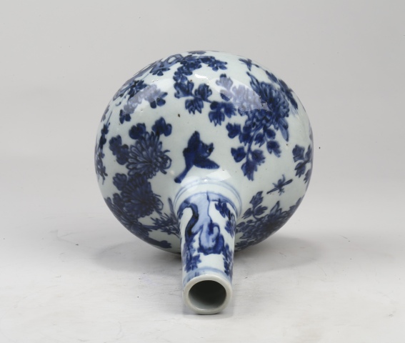 古玩陶瓷明萬歷青花花鳥通景馬蹄瓶拍賣,當前價格68800元