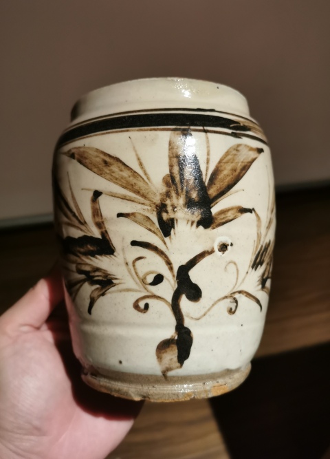 古玩陶瓷明代?白地黑花福字罐拍賣,當前價格666元