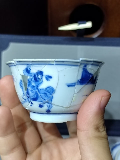古玩陶瓷清康熙進京趕考主人杯一對拍賣，當前價格666元