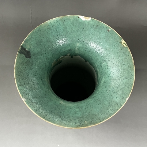 古玩陶瓷粉彩團鳳花卉紋花觚拍賣，當前價格6000元