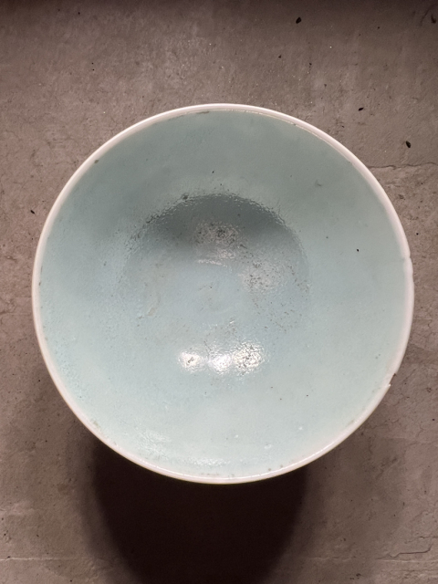 古玩陶瓷【民窯精品·細(xì)路】·粉彩花鳥紋內(nèi)松石綠蓮子碗拍賣，當(dāng)前價格10000元