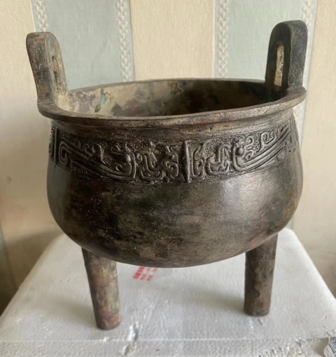 古玩銅器鼎式爐拍賣,當(dāng)前價(jià)格68900元