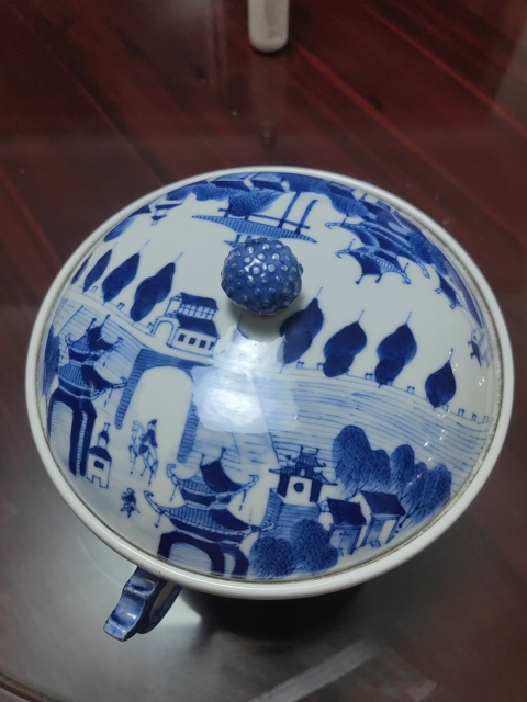 古玩陶瓷乾隆樓臺亭閣山水紋青花高足暖鍋拍賣,當前價格35000元