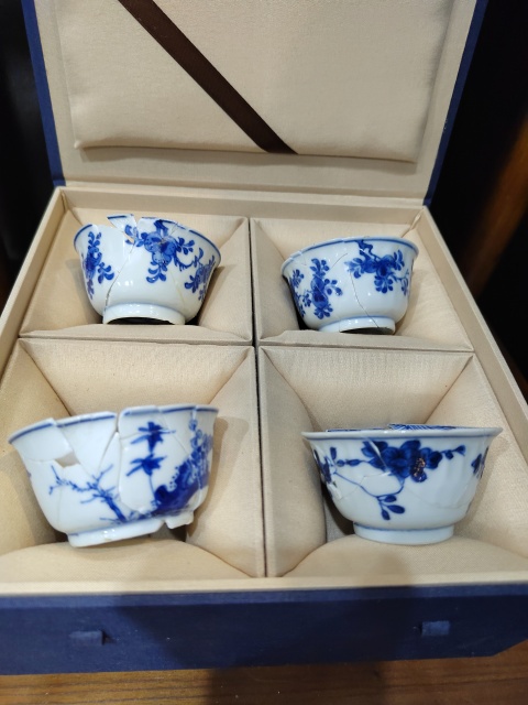 古玩陶瓷(放漏)清康熙花卉紋青花杯四只拍賣,當前價格666元
