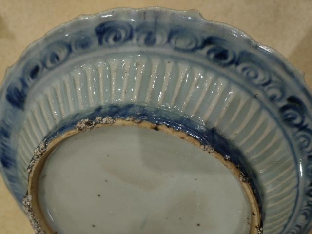 古玩陶瓷明早期青花麒麟望月花口盤拍賣,當前價格12000元