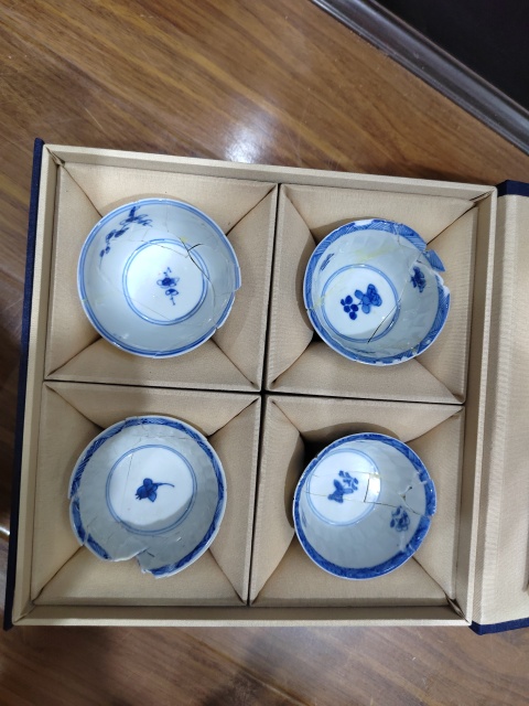 古玩陶瓷(放漏)清康熙花卉紋青花杯四只拍賣,當前價格666元