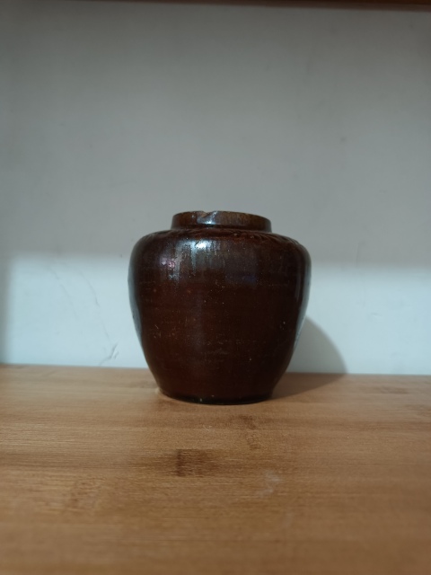 古玩陶瓷明末窯變紅柚印花罐拍賣,當前價格1900元