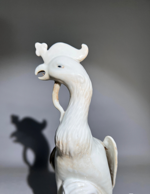 古玩陶瓷(底款金萬福造)白釉鳳凰牡丹花紋擺件拍賣,當(dāng)前價(jià)格3888元
